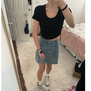 Japan Uniqlo Black Ribbed Stretch Cotton Crop Tee Size Medium